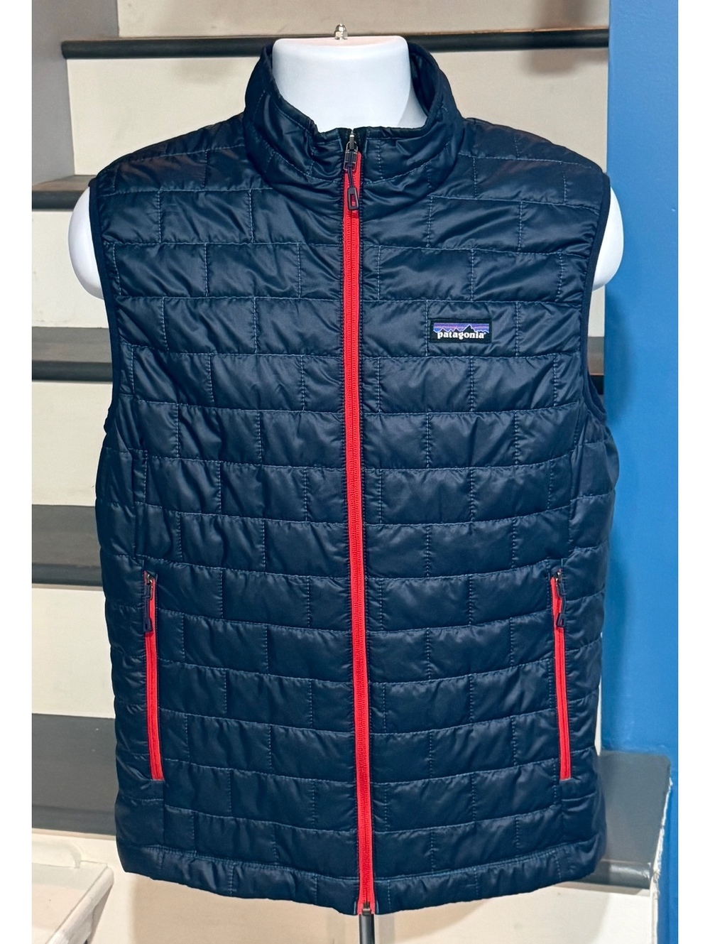 Patagonia Men’s Size Medium Full Zip Nano Puff Vest Lightweight Navy Blue Jacket